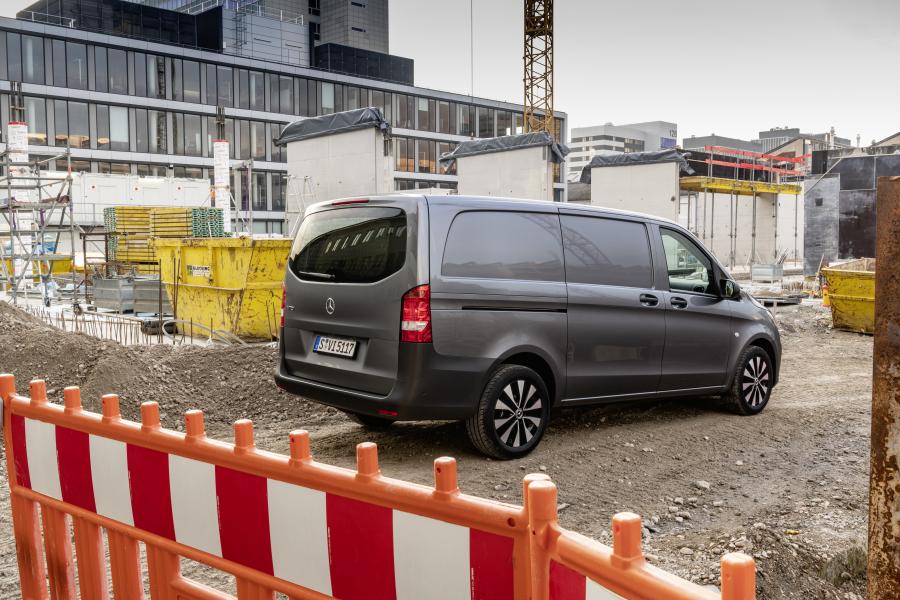  Mercedes-Benz Vito Panel Van 2020 года  (WW) (фото 7 из 42)